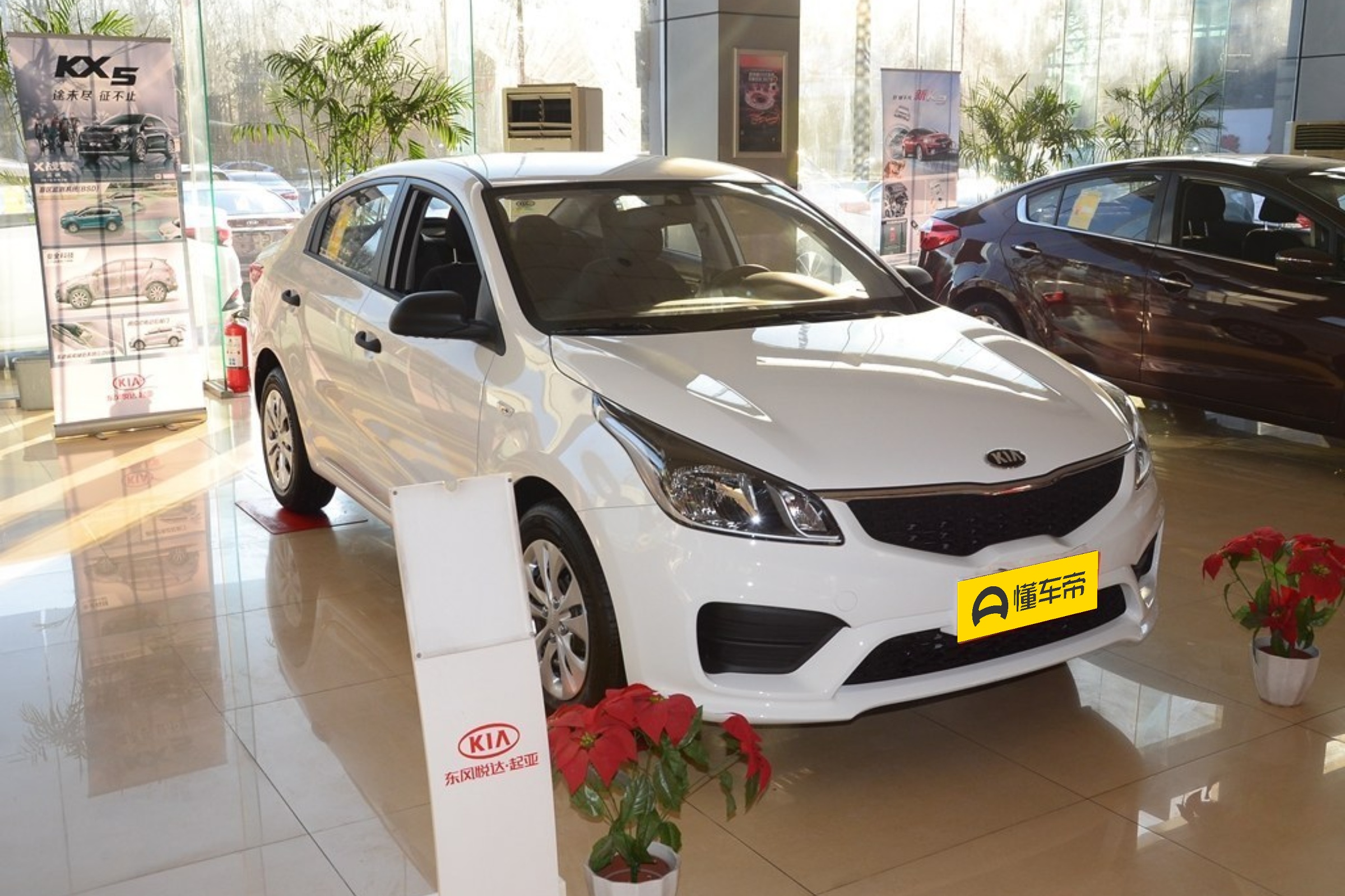 新款起亚k2最低价是多少,起亚K2车价