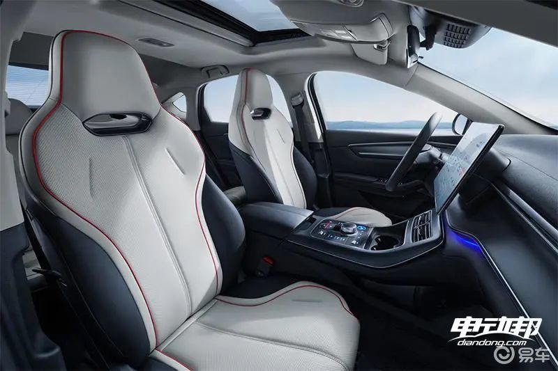 驱逐舰05新能源顶配介绍,驱逐舰05尊贵版混动模式油耗