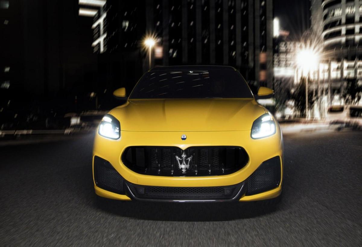 全新玛莎拉蒂suv实车到底有多豪华,玛莎拉蒂levante2022款suv