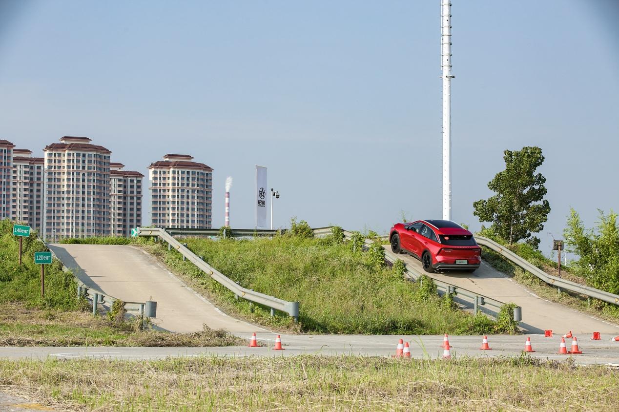 启辰大v适合年轻人,嘿年轻人