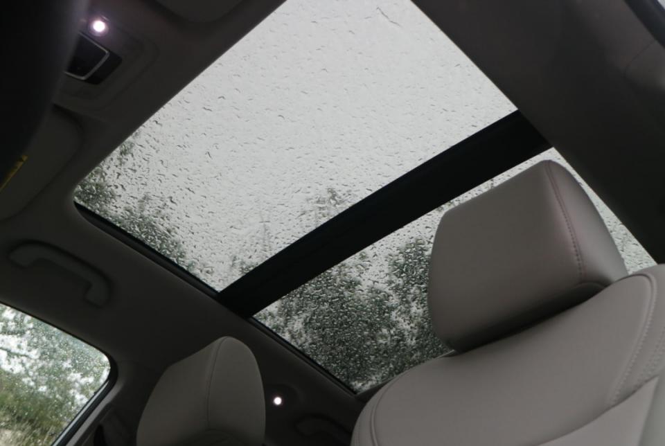 比亚迪元pro测评7.98万,比亚迪元pro新能源2021款落地价