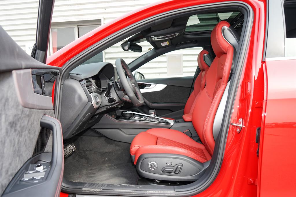 哈尔滨奥迪4s店团购优惠活动,哈尔滨奥迪s4