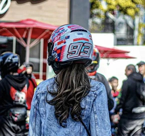 入门摩托头盔怎么选购好,摩托头盔要买什么样的才好看