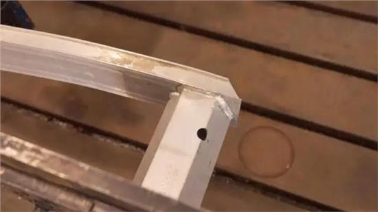 4008和508谁用料更厚道,3008与4008到底谁厚道