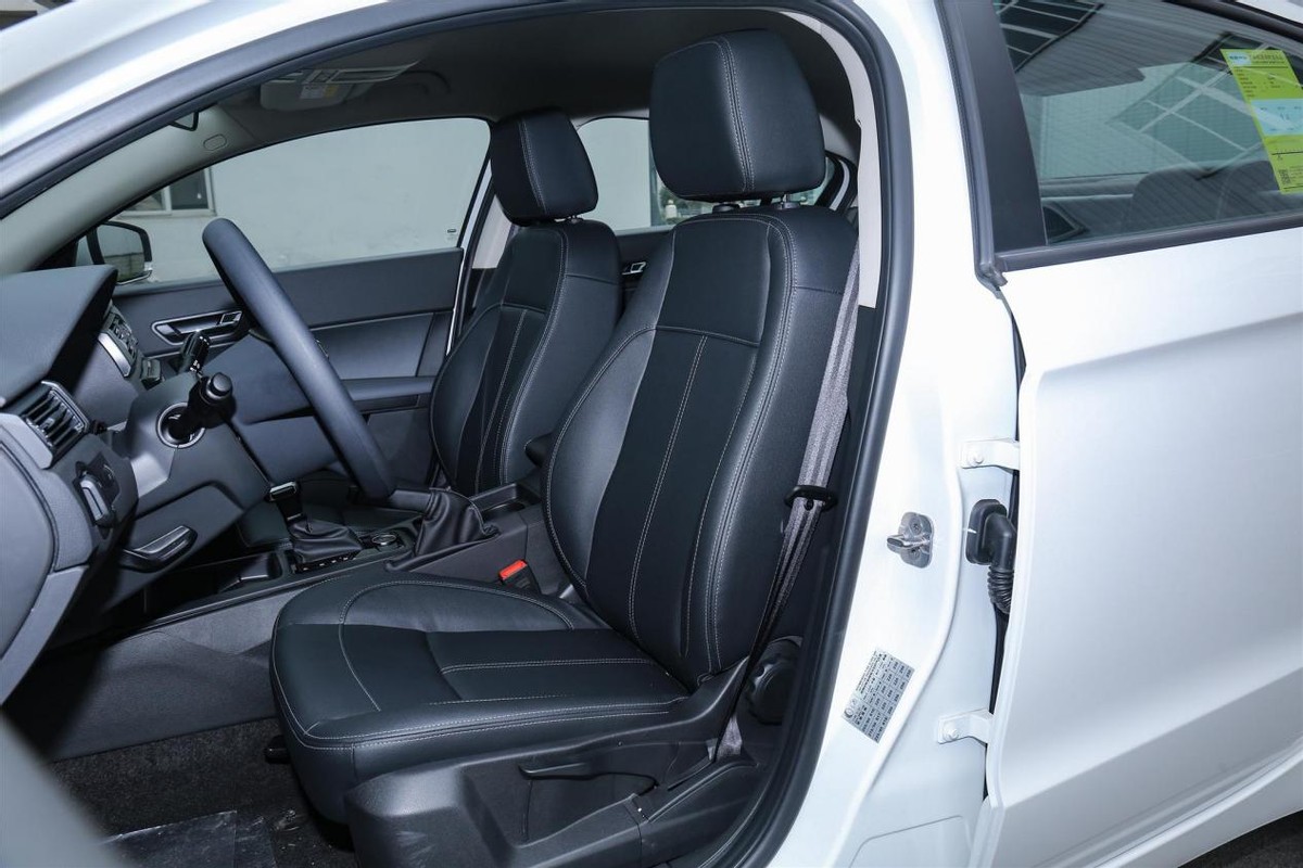 联动云观致3油耗一公里多少钱,好开且油耗低的车