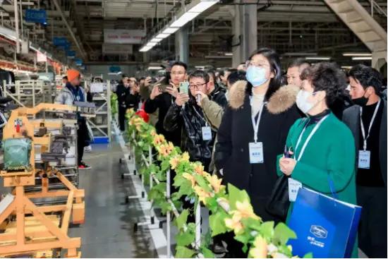 鎺㈣绁為緳宸ュ巶,鍙傝绁為緳姹借溅宸ュ巶