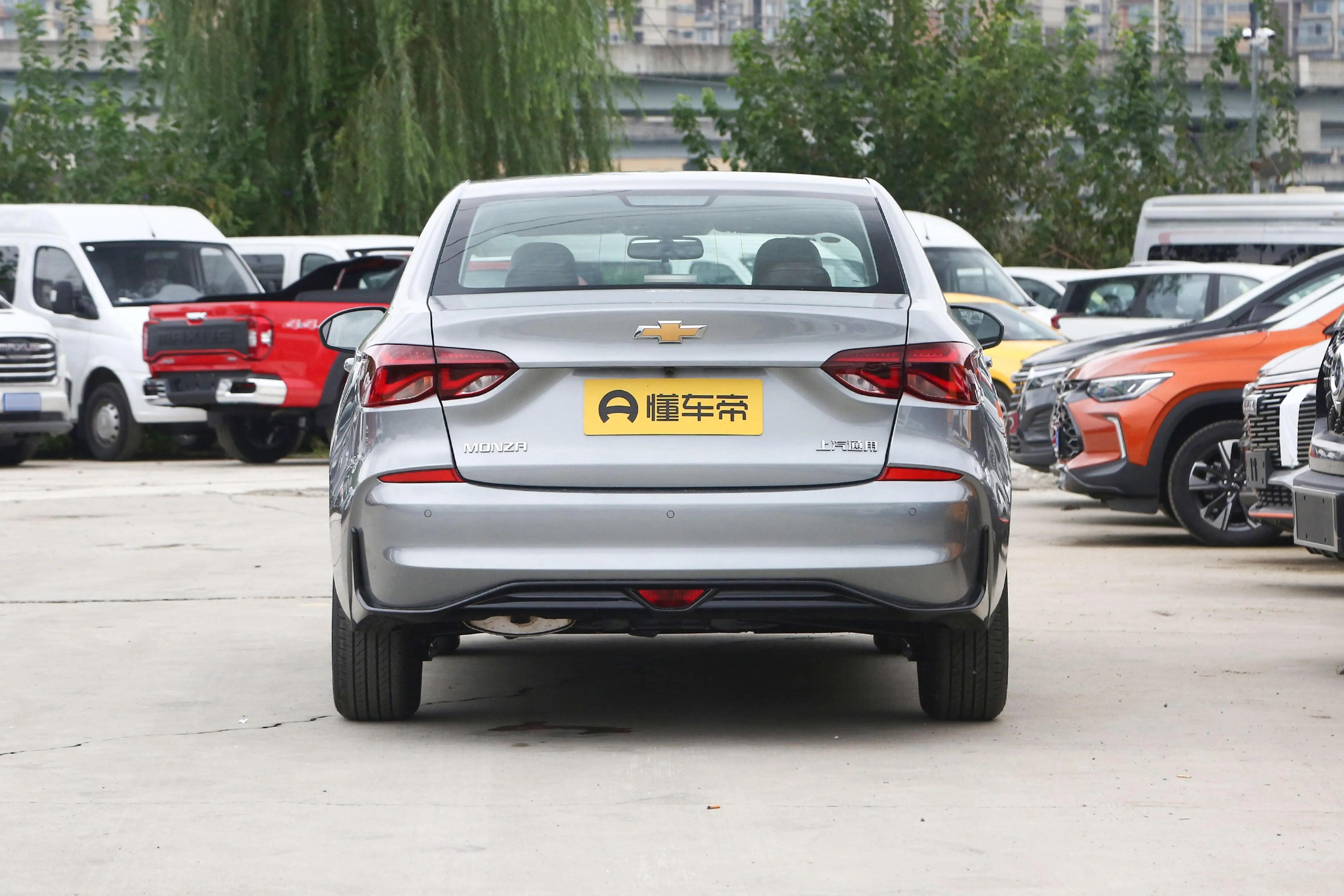 雪佛兰科鲁泽平均油耗9.5太高了吧,雪佛兰科鲁泽用车指南