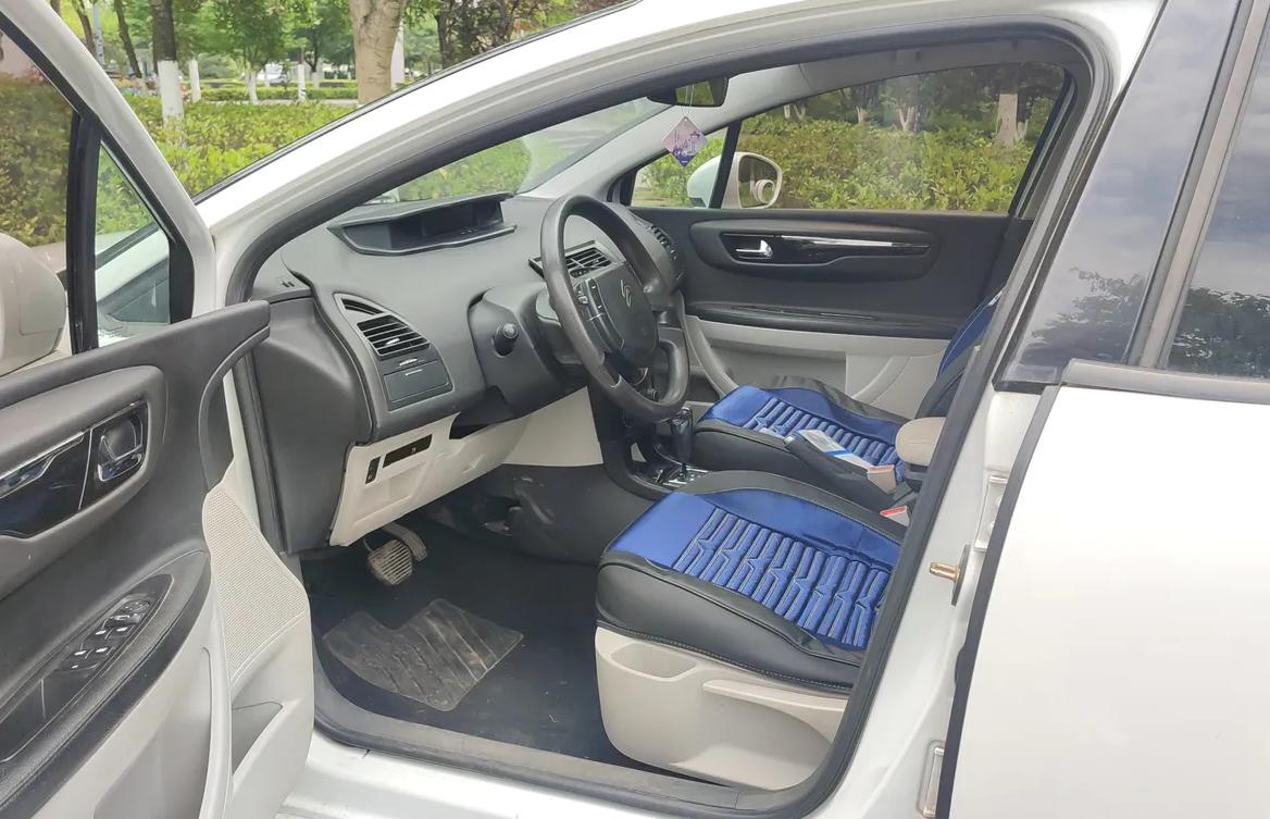 世嘉12款与13款区别,13款雪铁龙世嘉值得买吗