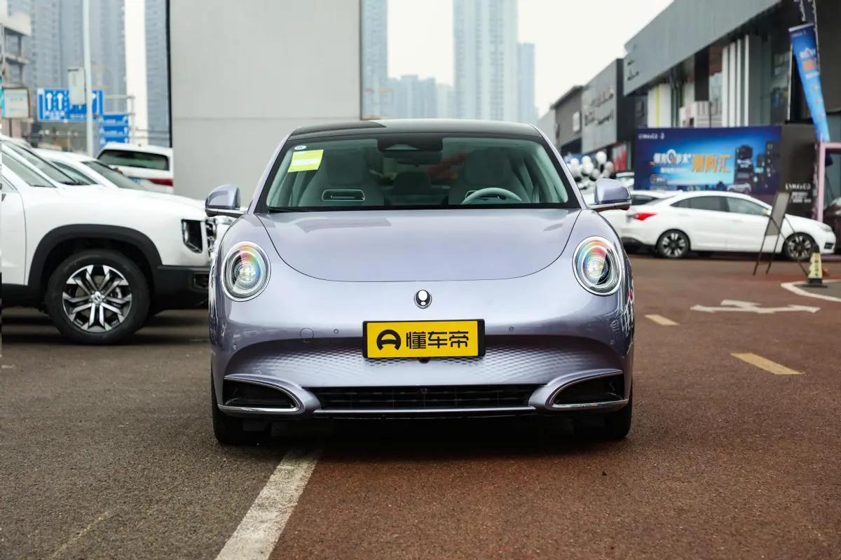 欧拉白猫正式上市最大401km续航,欧拉保时捷闪电猫2021款落地价