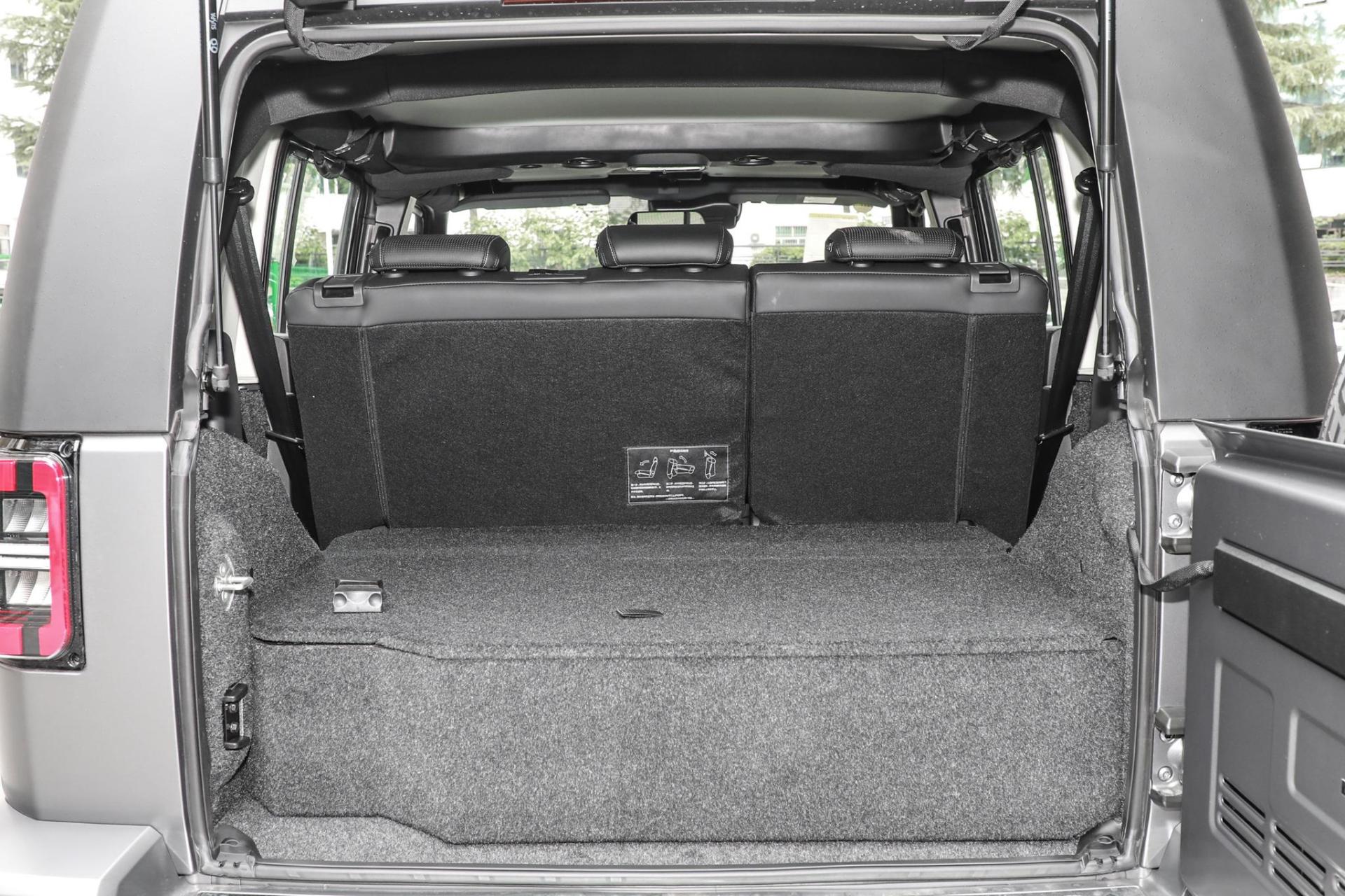 柴油bj40和坦克300越野能力对比,坦克300城市版对比bj40环塔版