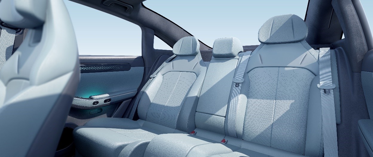 零跑c01超级增程版落地,零跑c01增程版赛道表现