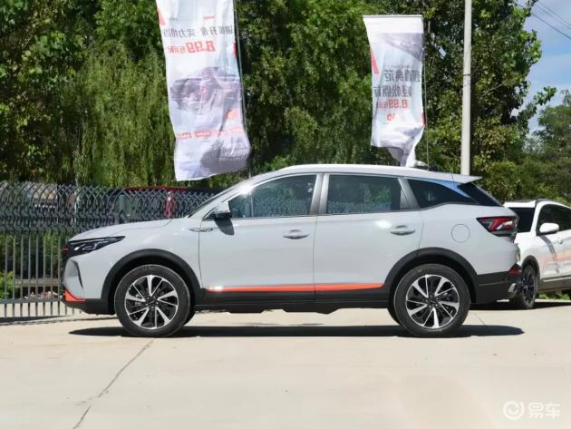 新款东风风神ax7马赫版有几种颜色,东风风神ax7马赫版和长安cs55plus