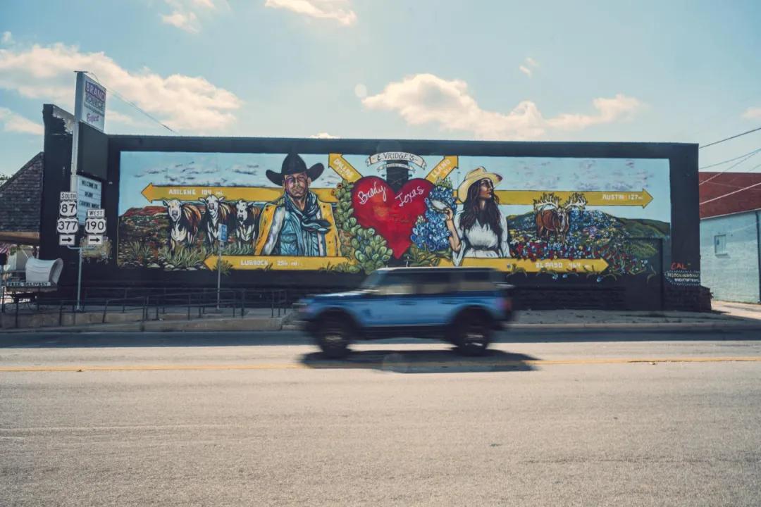 福特烈马bronco对比坦克300外观,bronco回归了吗