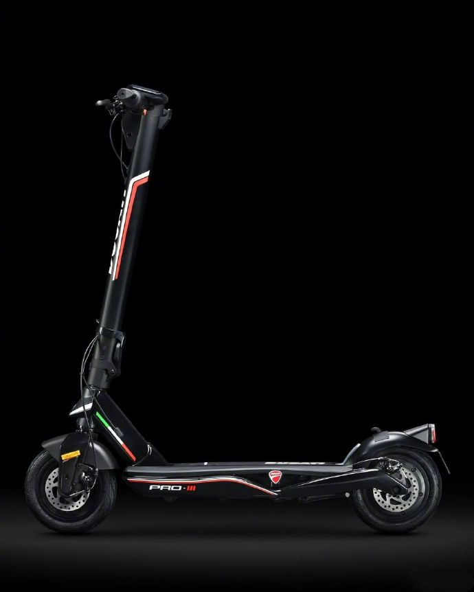 杜卡迪滑板车评测,杜卡迪pro-iii滑板车