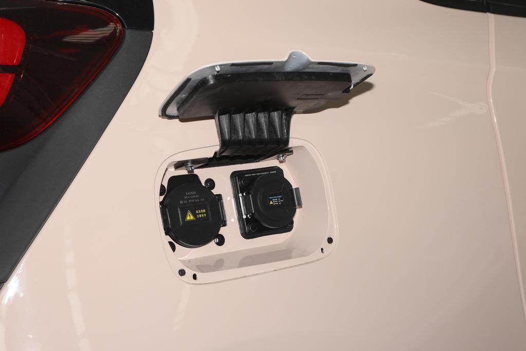 奇瑞新能源小蚂蚁售价多少,奇瑞新能源汽车小蚂蚁价格便宜吗