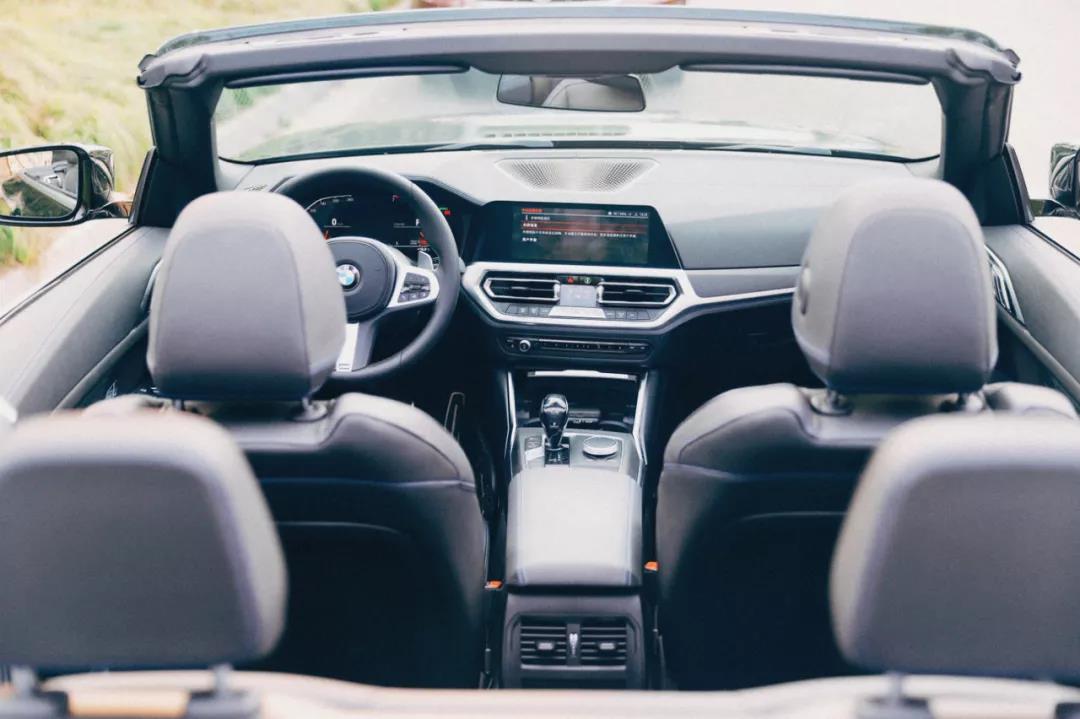 宝马新4系敞篷车主感受,朋友买了台宝马