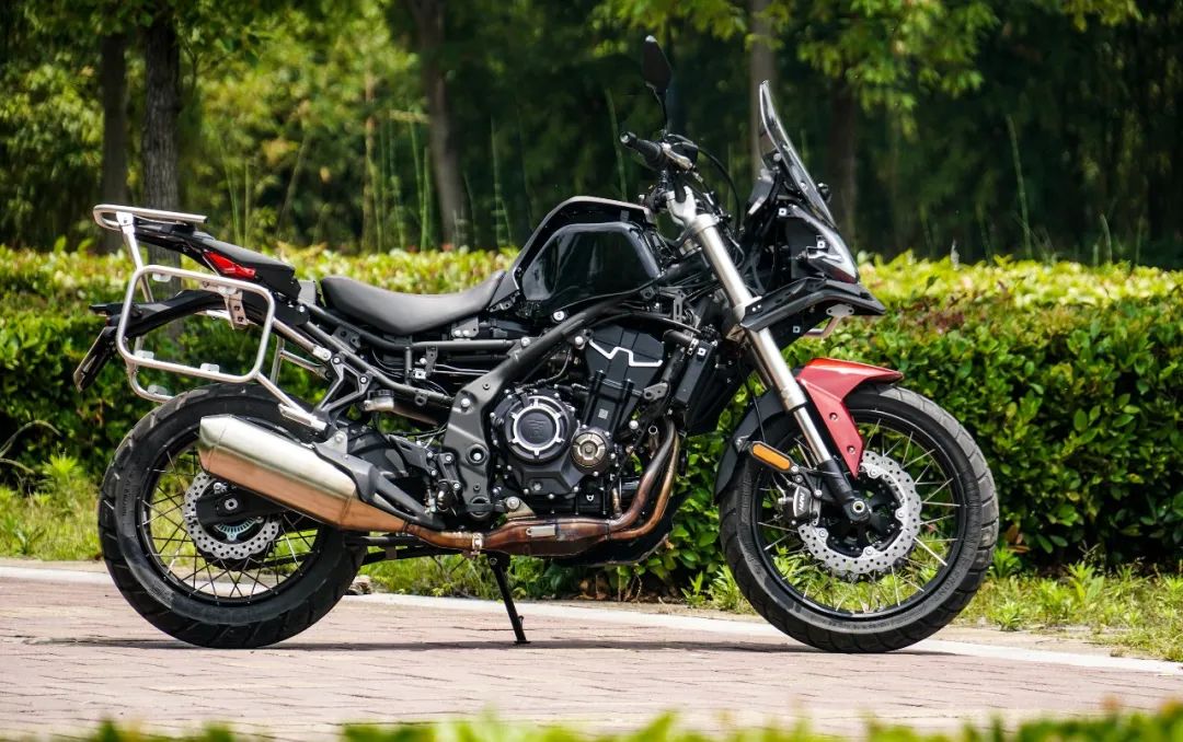 进步很大但是仍然任重道远,进步明显继续努力