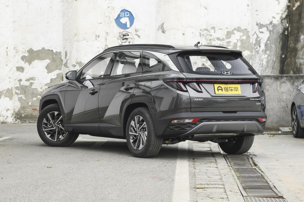 途胜l1.5t领先版免购置税吗,途胜l8at购置税是全免吗