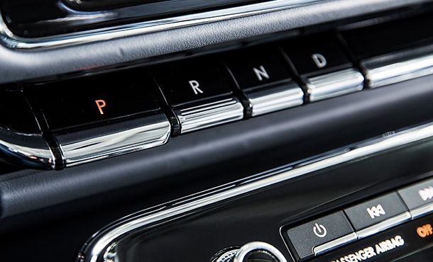 林肯领航员极致灰,林肯领航员老款升级新款内饰