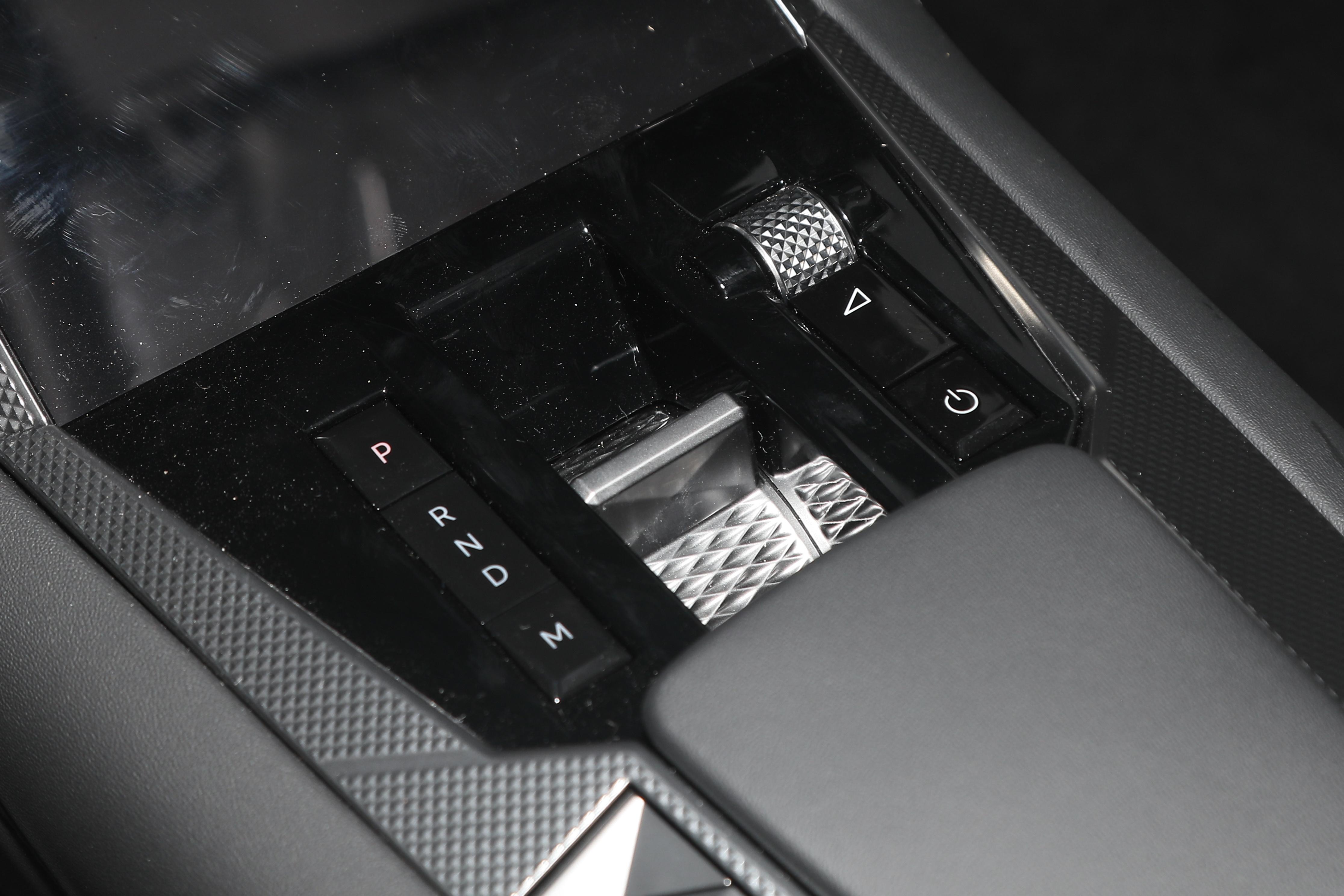 ds4新车2022,ds4新款和老款区别