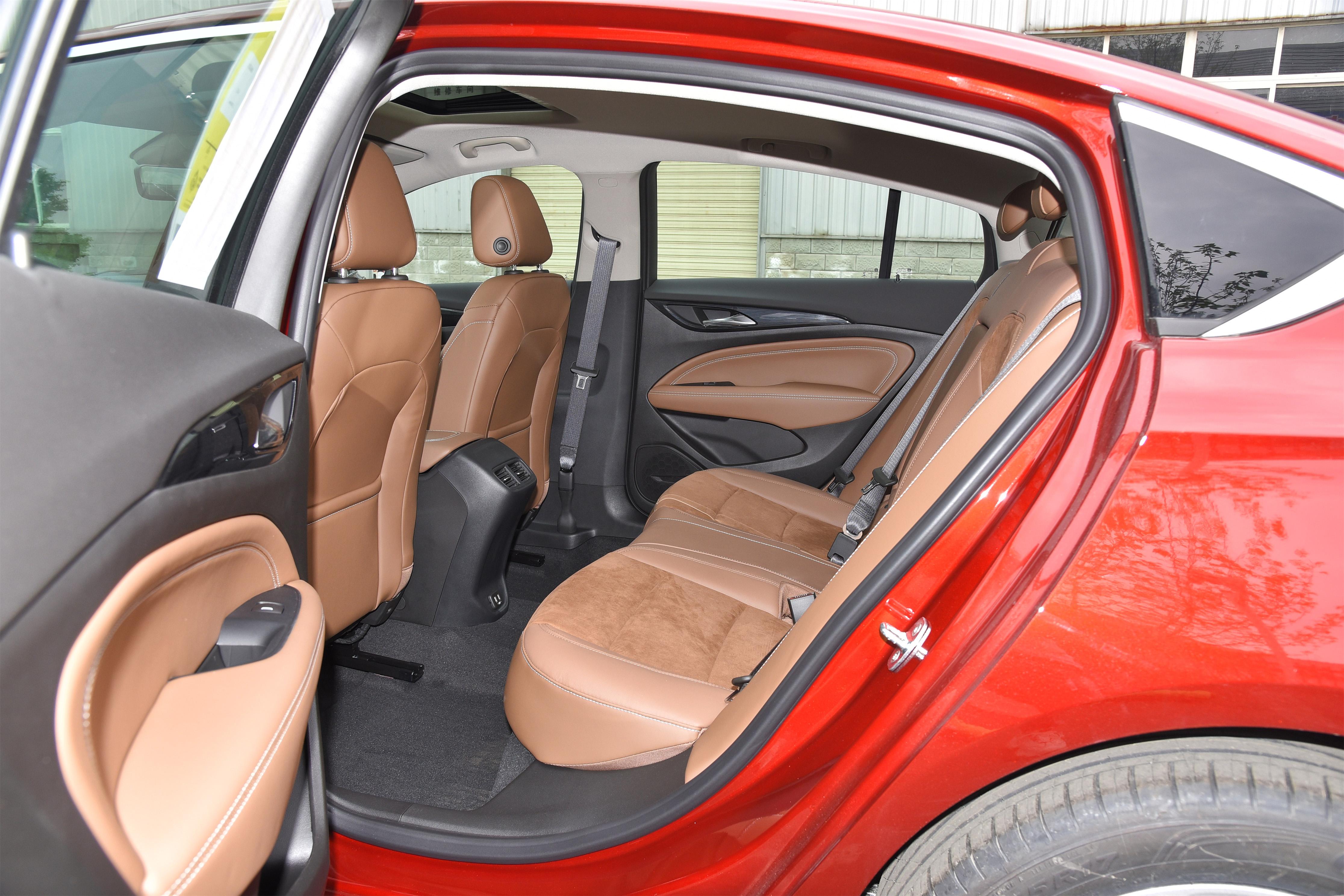 别克君威一月养车费用,君威养车成本与卡罗拉差多少