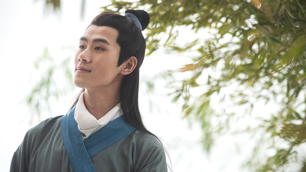 小说：太子不怀好意，想灌醉嫡女，嫡女看穿将计就计，套他的话