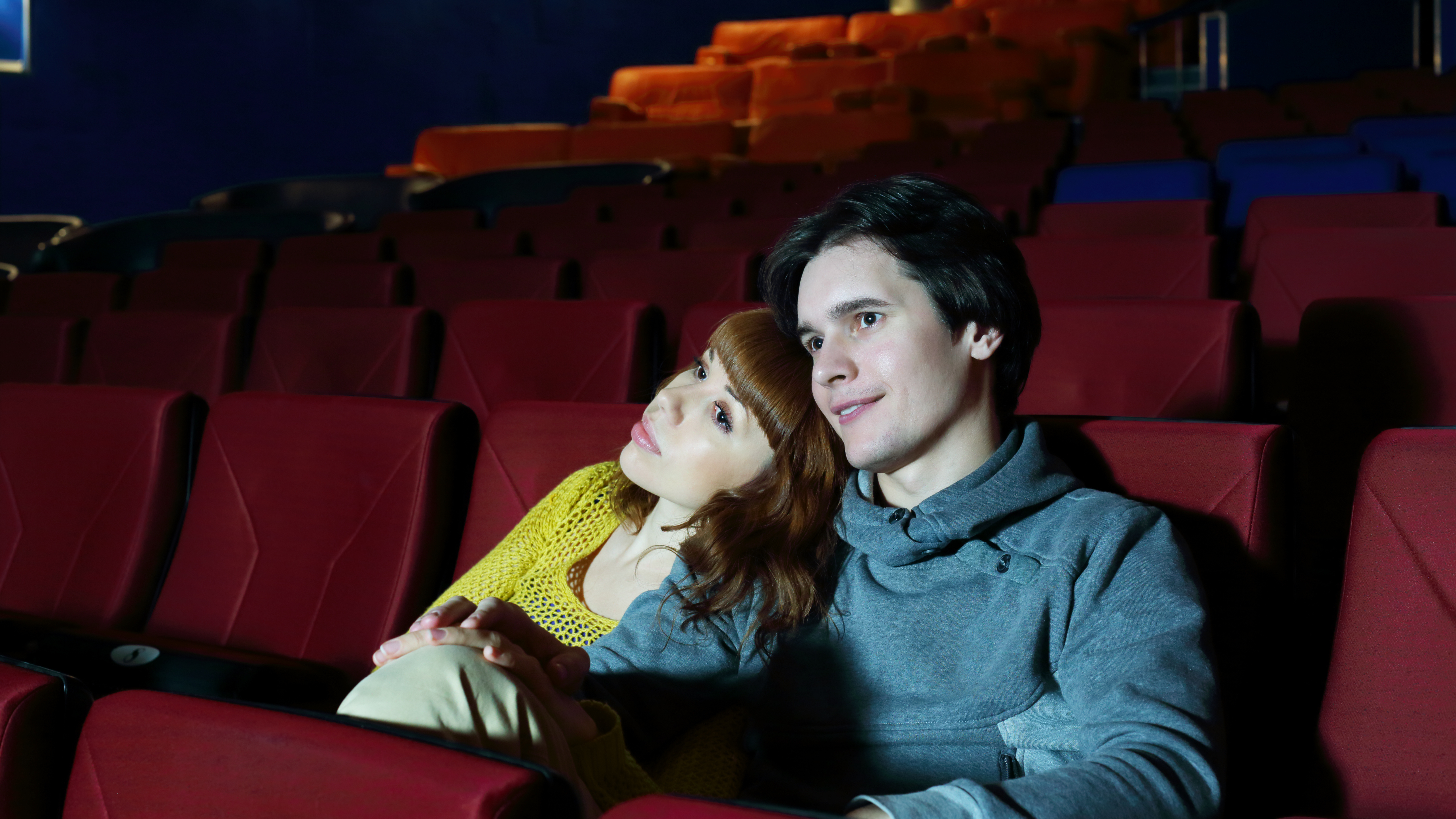 小说：黑暗荣耀之女配重生了，现在一切都还没有发生，她想尽力去