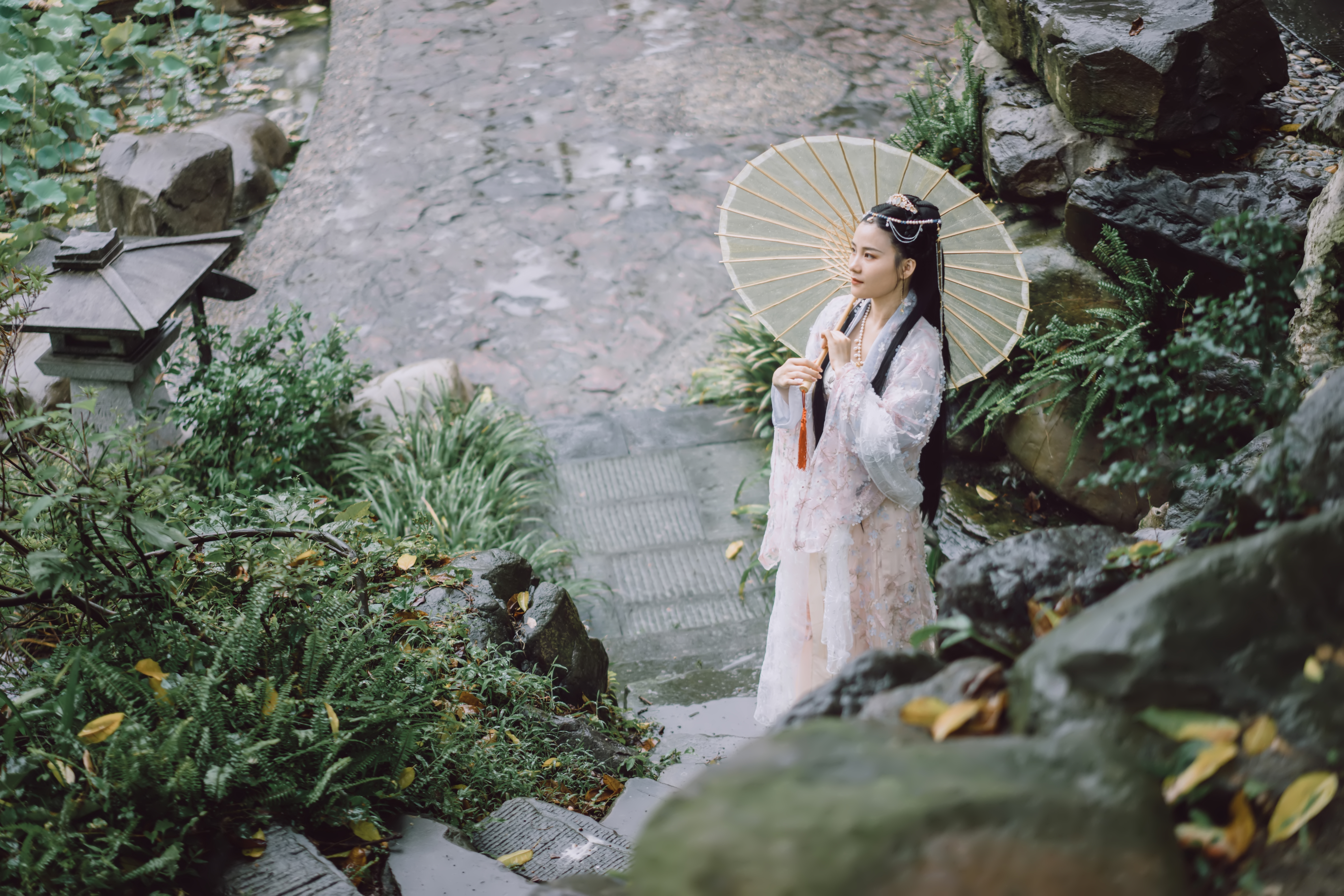 老乡见老乡男生抖音完整版,老乡见老乡男生版