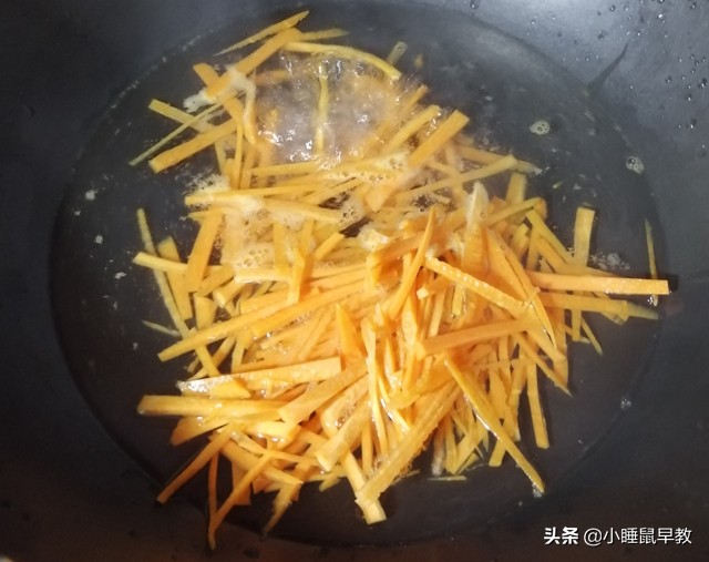 简单好吃的家常菜做法凉拌金针菇,凉拌金针菇美味爽口做法简单好吃