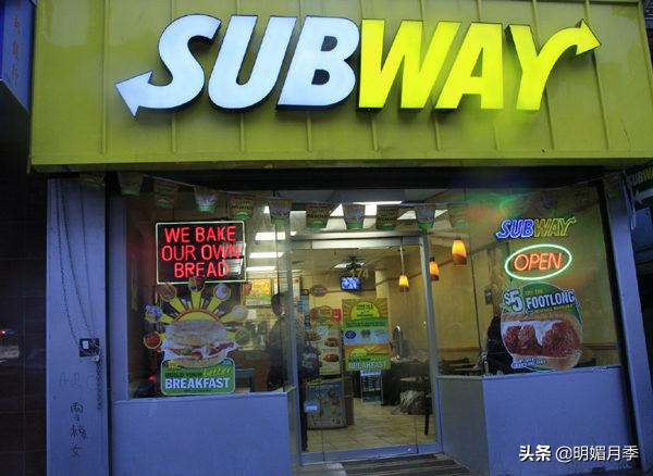 美国沃尔玛超市购物必买清单,沃尔玛是全世界最大的购物超市