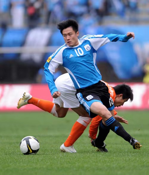 足球青训之阿贾克斯u13,大连毅腾足球俱乐部青训