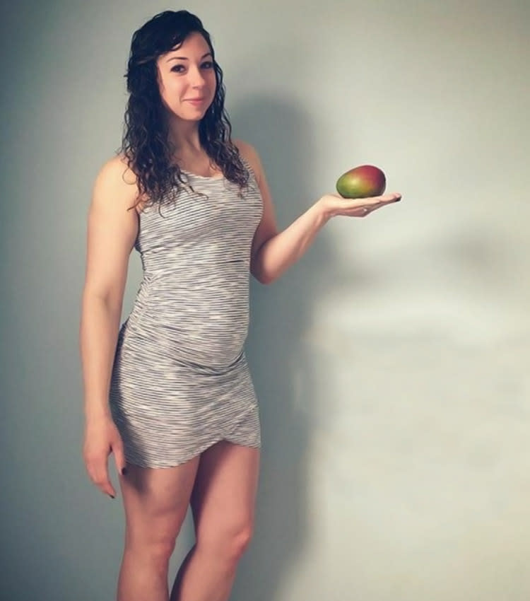 肚子里宝宝各种数据对照表,怎么看出肚子里宝宝有多大