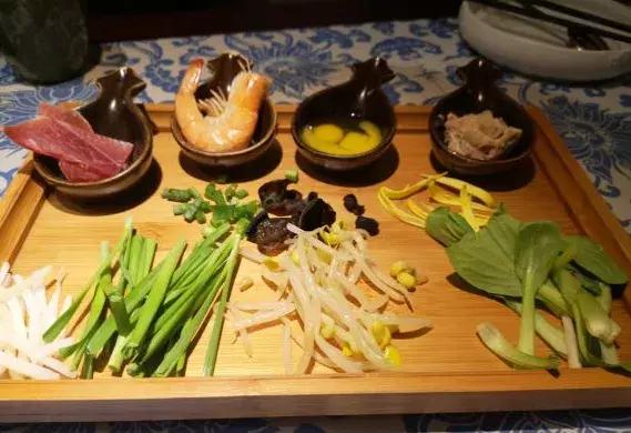 春季养生美容汤,春季养生怎么吃一周汤谱请收好