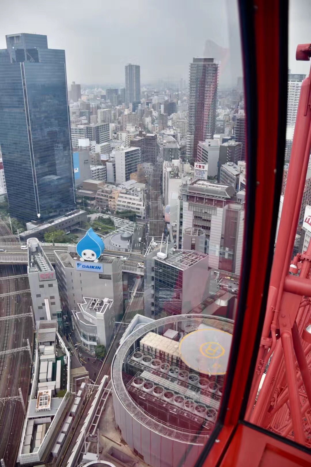 大阪梅田站有什么好吃的东西,大阪梅田适合中年人去的商场