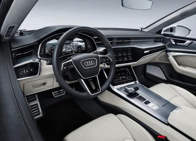 奥迪出手了！全新A7堪称轿跑颜值巅峰，近5米长，GLS真的比不过