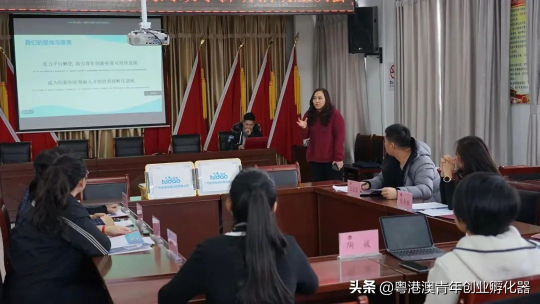 情暖童心关爱留守儿童活动广西,情暖童心教育手拉手活动