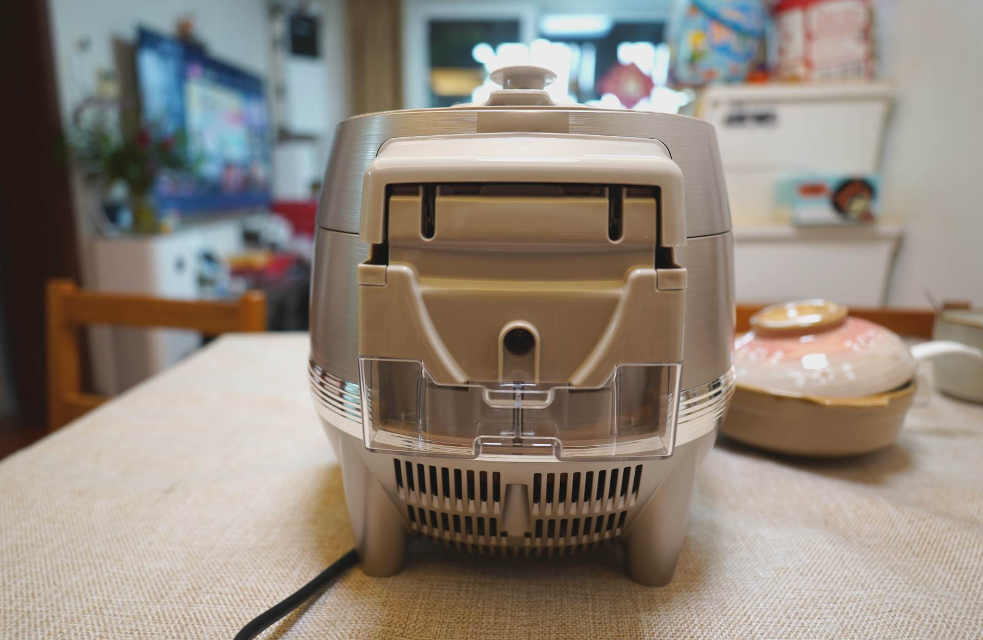 蔗浆菰米饭，蒟酱露葵羹。膳美师IH水光米饭压力电饭煲