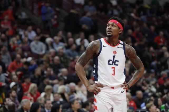 詹姆斯18分钟暴砍29分,詹姆斯今日仅15次出手砍26分