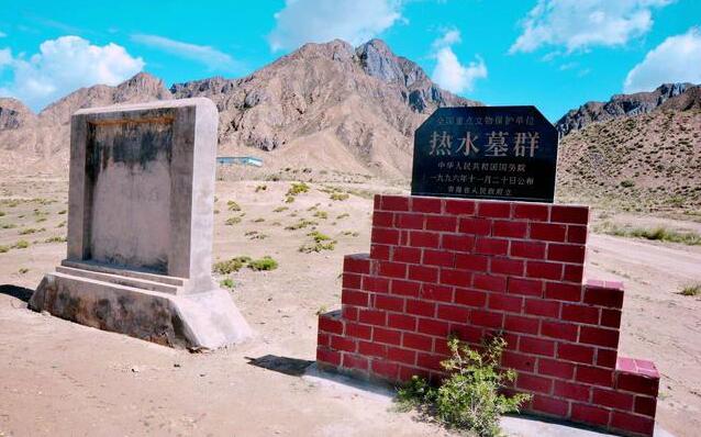 河南第一盗墓贼,盗墓九层妖塔挖出文物