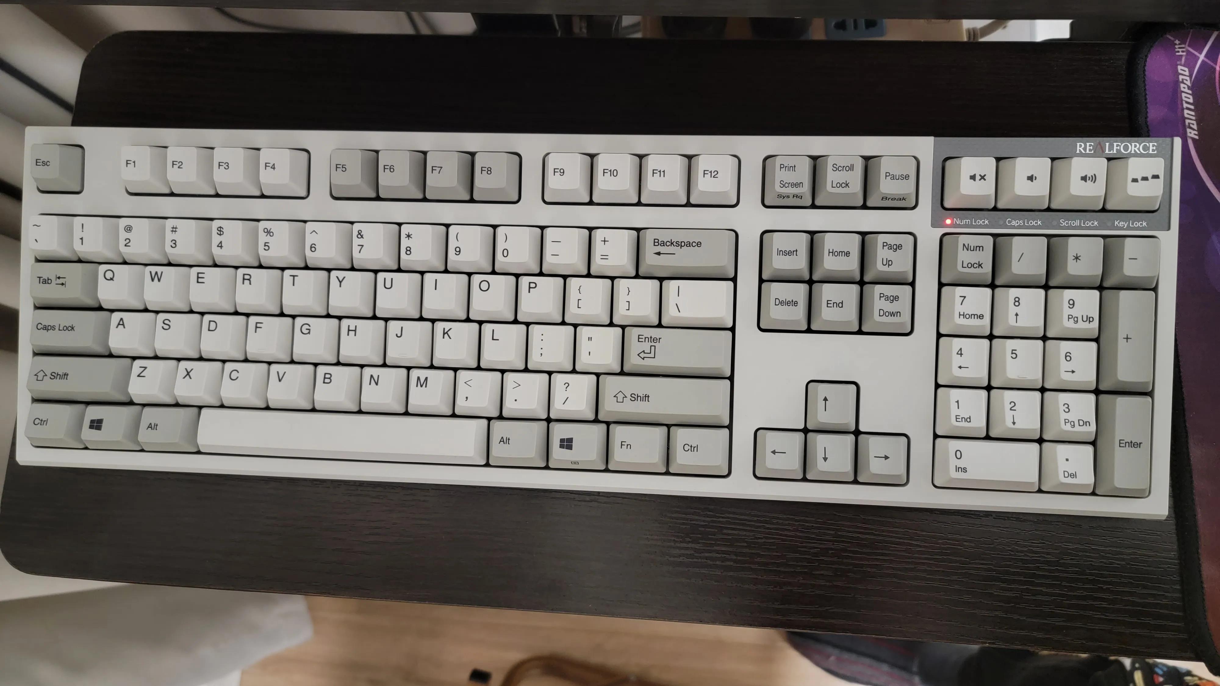 燃风pfu联名版键盘有驱动,燃风键盘标准版和pfu联名版区别