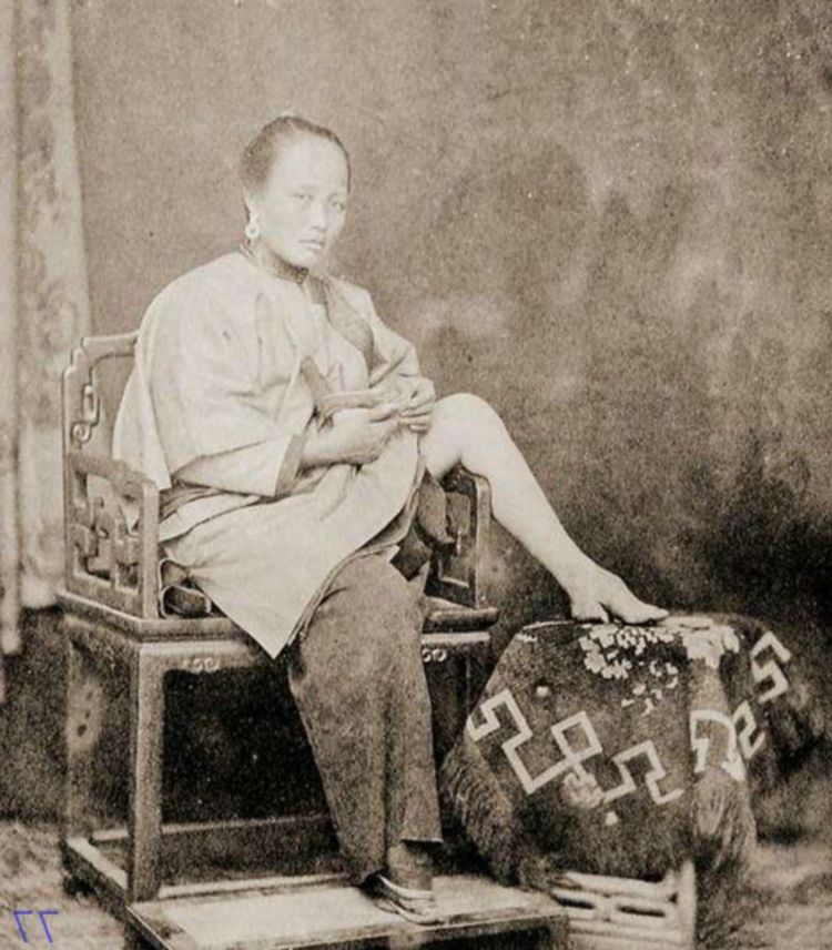 三分钟了解什么是真正的“三寸金莲”