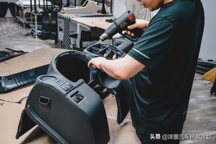 铃木吉姆尼翻新整备,新款铃木吉姆尼实拍图造型经典