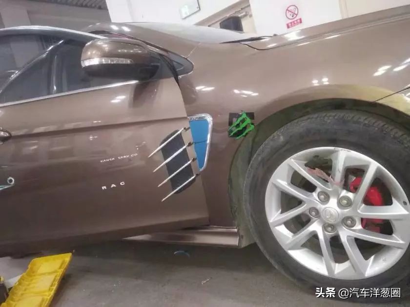 情人节开大奔接女朋友，拉开车门她却说要分手？！