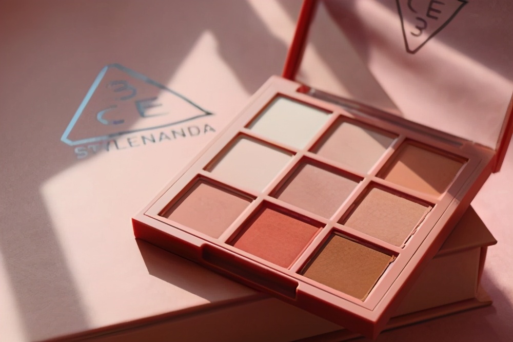 眼影盘网红爆款初恋,tom眼影31号初恋色