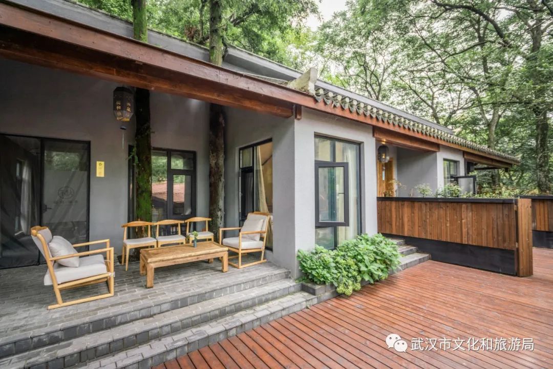 藏在武汉郊野的4家美宿来了，周末晚上来玻璃房看满天繁星
