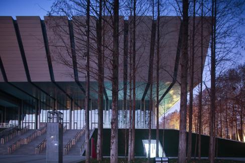 钟山之南,林泽之畔——南京理工大学体育中心