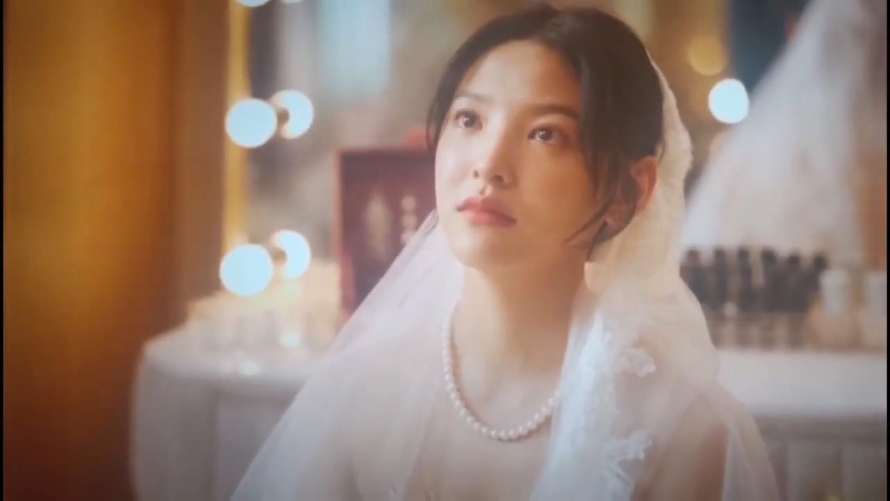 《你的婚礼》：我没有选择跨越星河奔向你，燃烧自己换一场焰火