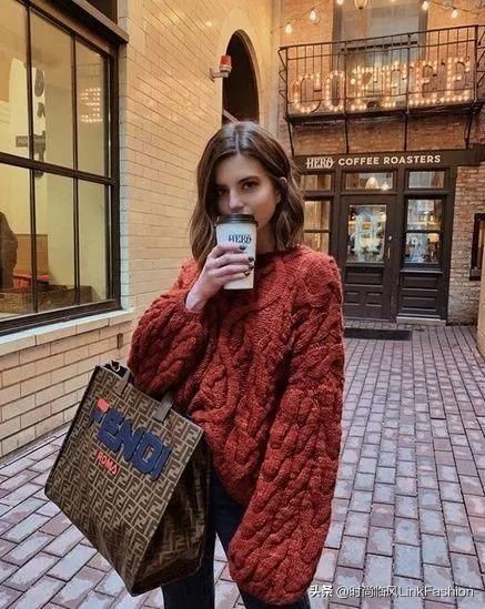 今年流行大包 (今年女士流行格子大包)