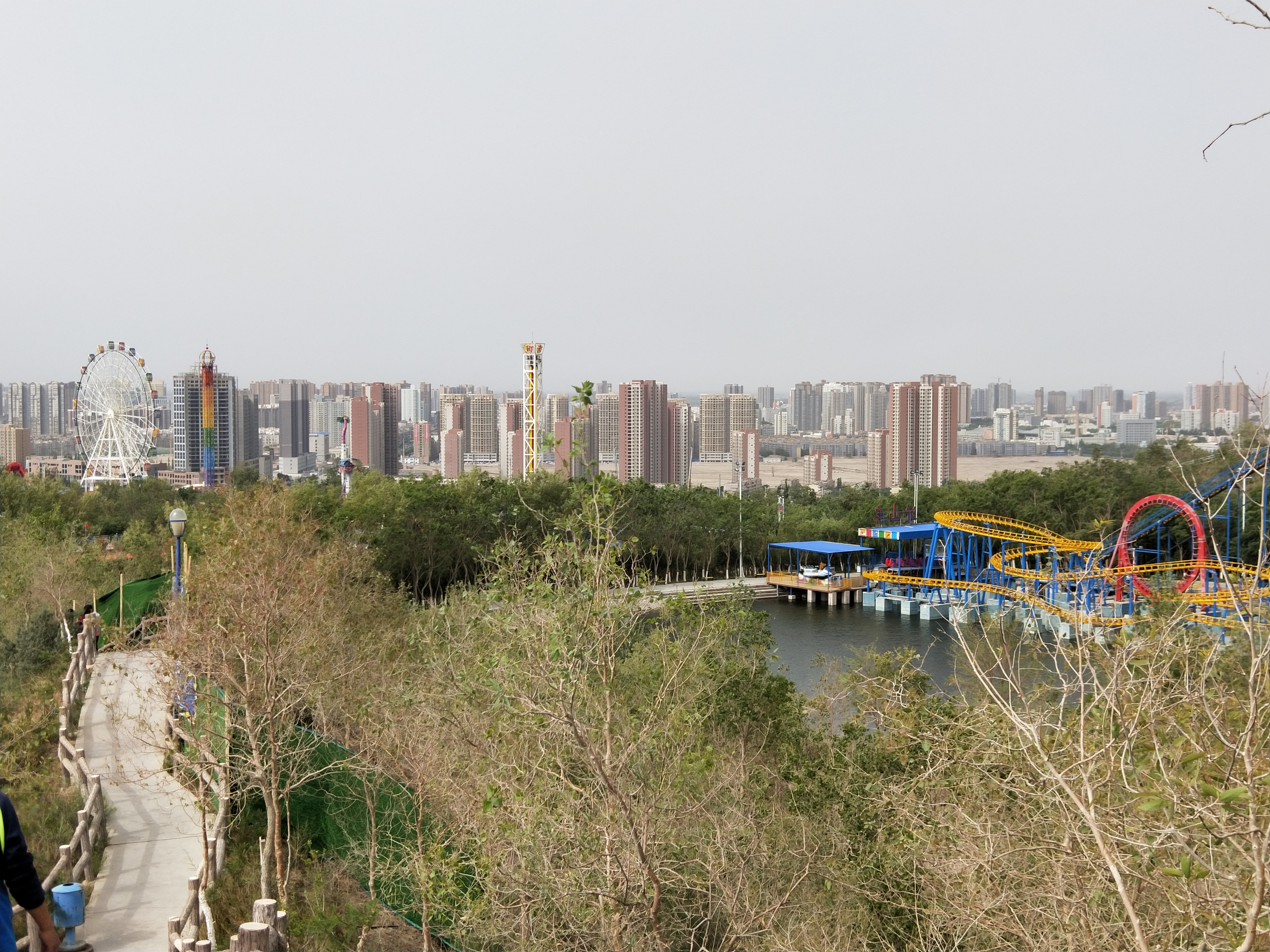 库尔勒，*疆新**第二大城市，不是旅游城市，但很宜居