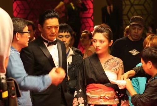 徐冬冬港风挑战,大嫂徐冬冬极具港风